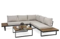 luksusowy-komplet-mebli-ogrodowych-sofa-stolik-relaks-z-kawą.webp