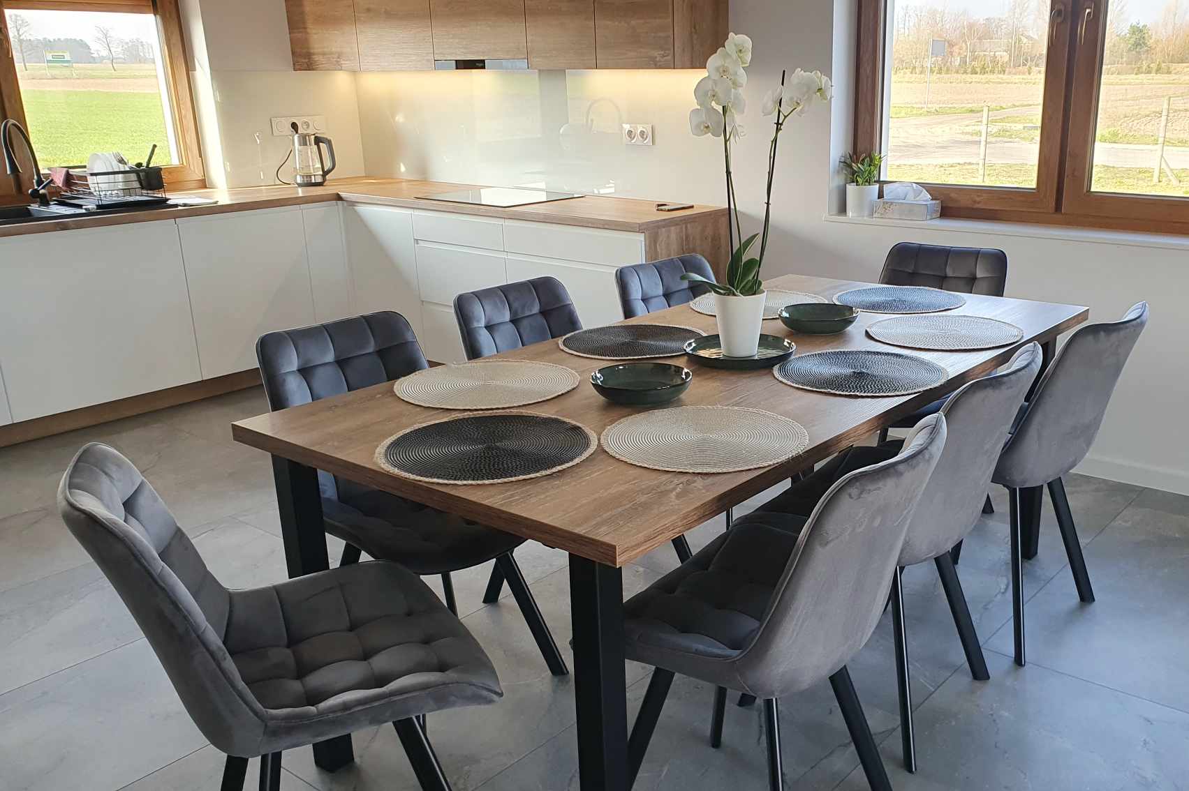 stol loft  metalowe nogi